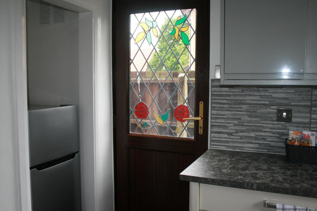 House On Cul De Sac Apartment Lakenheath Exterior photo